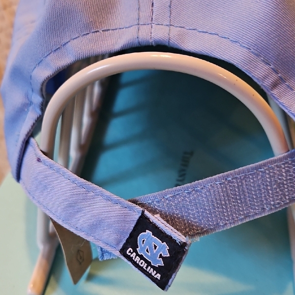 NWOT Blue Tar Heels Baseball Cap - Picture 10 of 14